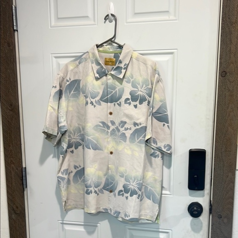Tommy Bahama Floral Print Shirt - Gray and Cream